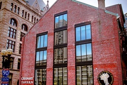 Granary Tavern, pet friendly restaurant in Boston Massachusetts, dogs allowed Boston restaurant