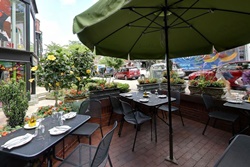 Piattini Wine Cafe, pet friendly restaurant in Boston Massachusetts, dogs allowed Boston restaurant